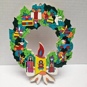 Christmas Holiday Wood Wooden Wreath Hand Painted South America El Salvador Merr